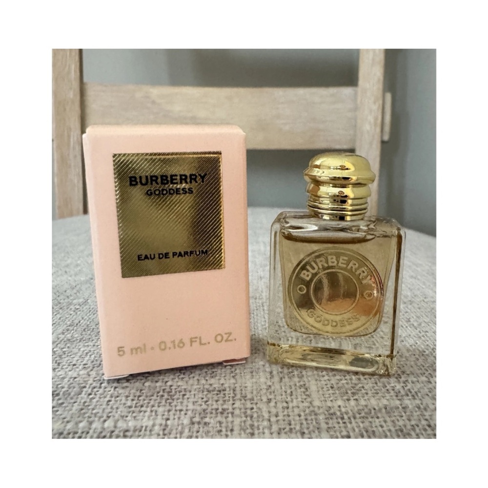 BURBERRY Goddess Eau de Parfum Mini Splash - .16 fl oz NIB - Picture 4 of 7